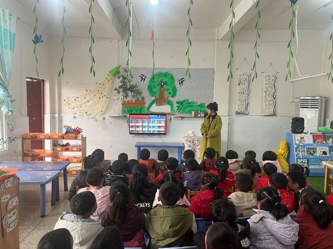 圖3  3月6日，朱家場茅坡小學、茅坡幼兒園法治副校長張宇婷到校開展法治宣傳活動.jpg