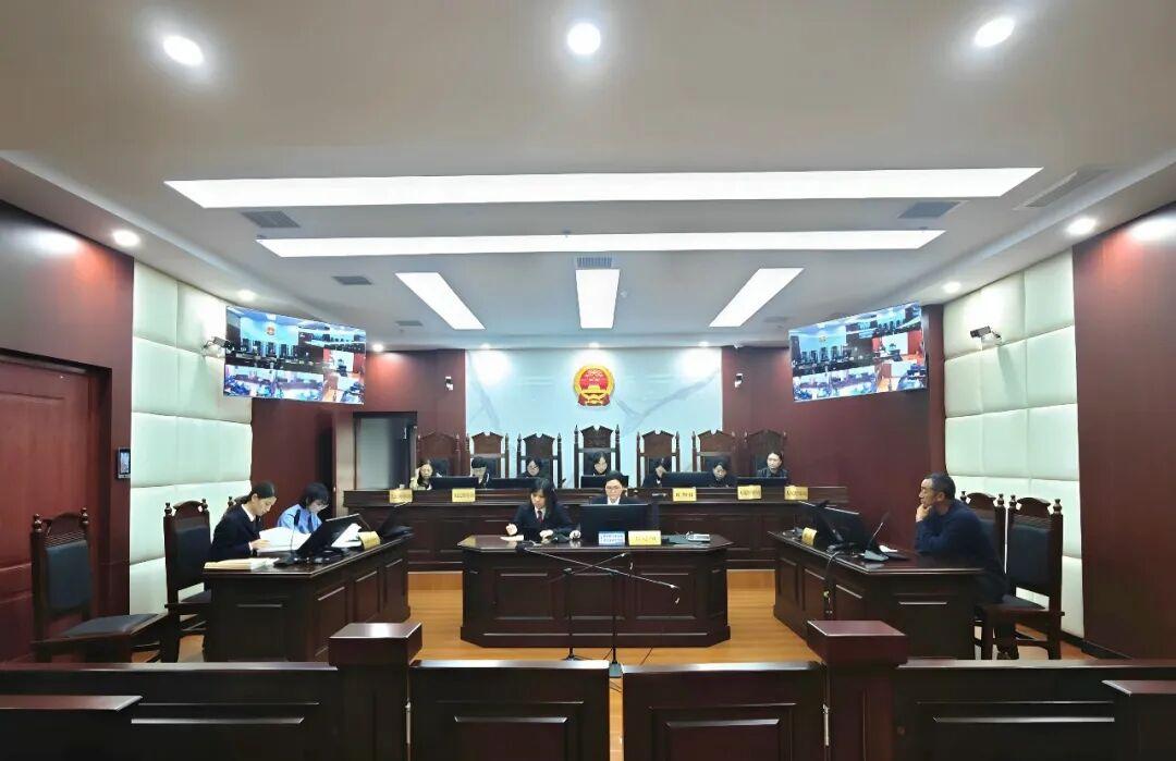 圖1 庭審現場.jpg