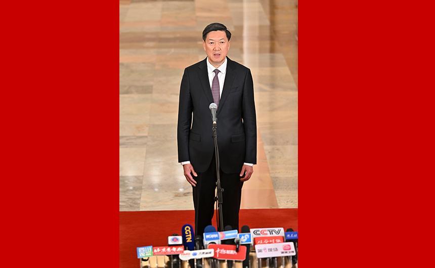 國(guó)家體育總局局長(zhǎng)高志丹接受媒體采訪