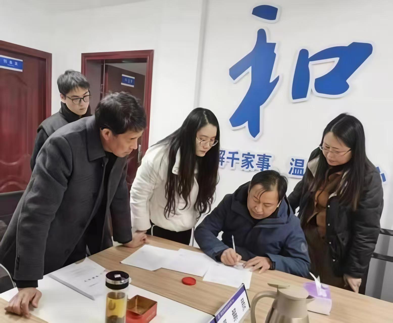 e740a3b579c0e013d5d91e7e3e45976e.jpg e740a3b579c0e013d5d91e7e3e45976e.jpg